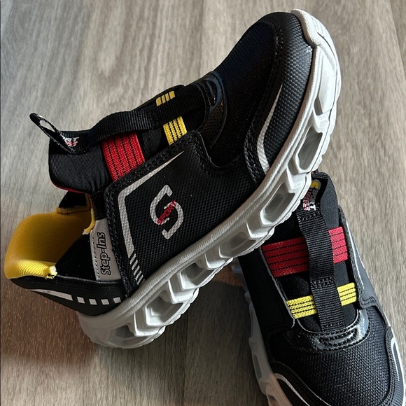 Skechers Kids Black Sneakers with Red and Yellow Straps,Lights on the side,(NWOT - Picture 2 of 5